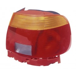 AUDI A4 1994 PILOTO TRASERO...