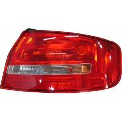 AUDI A4 12-*PILOTO TRASERO...
