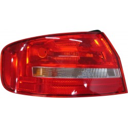 AUDI A4 12-*PILOTO TRASERO...