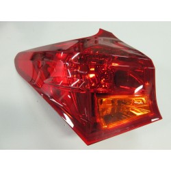 TOYOTA AURIS 13-*PILOTO...